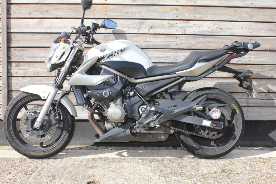 Yamaha-XJ6